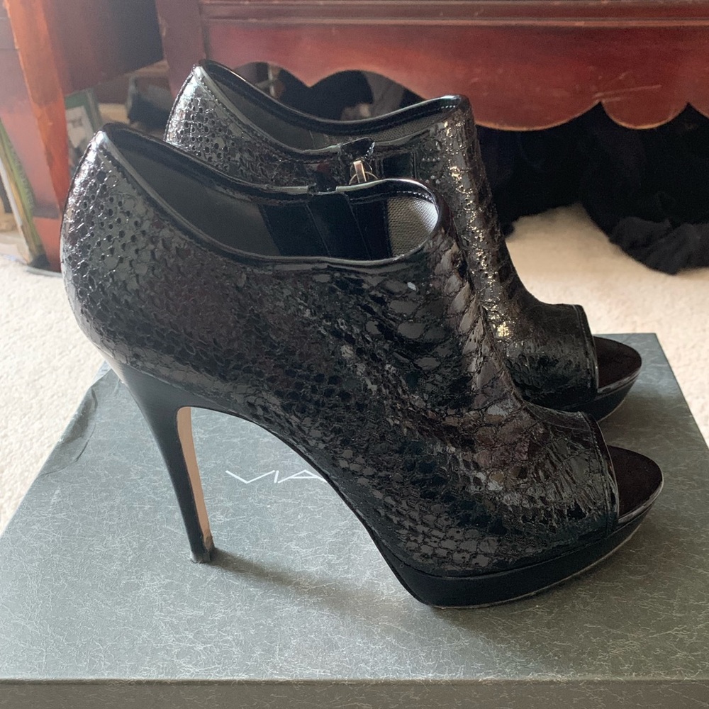 Via Spiga heels